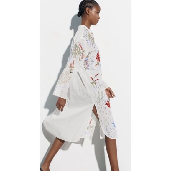 Zara The Lagoon Embroidered Sea Life kaftan, small $140 F22 - Picture 4 of 12